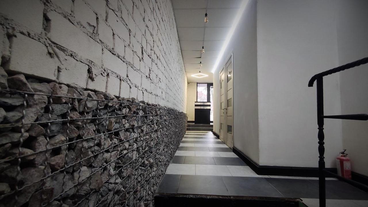 Міні Готель "Бункер" На Солом'Янському Kyiv Exterior photo